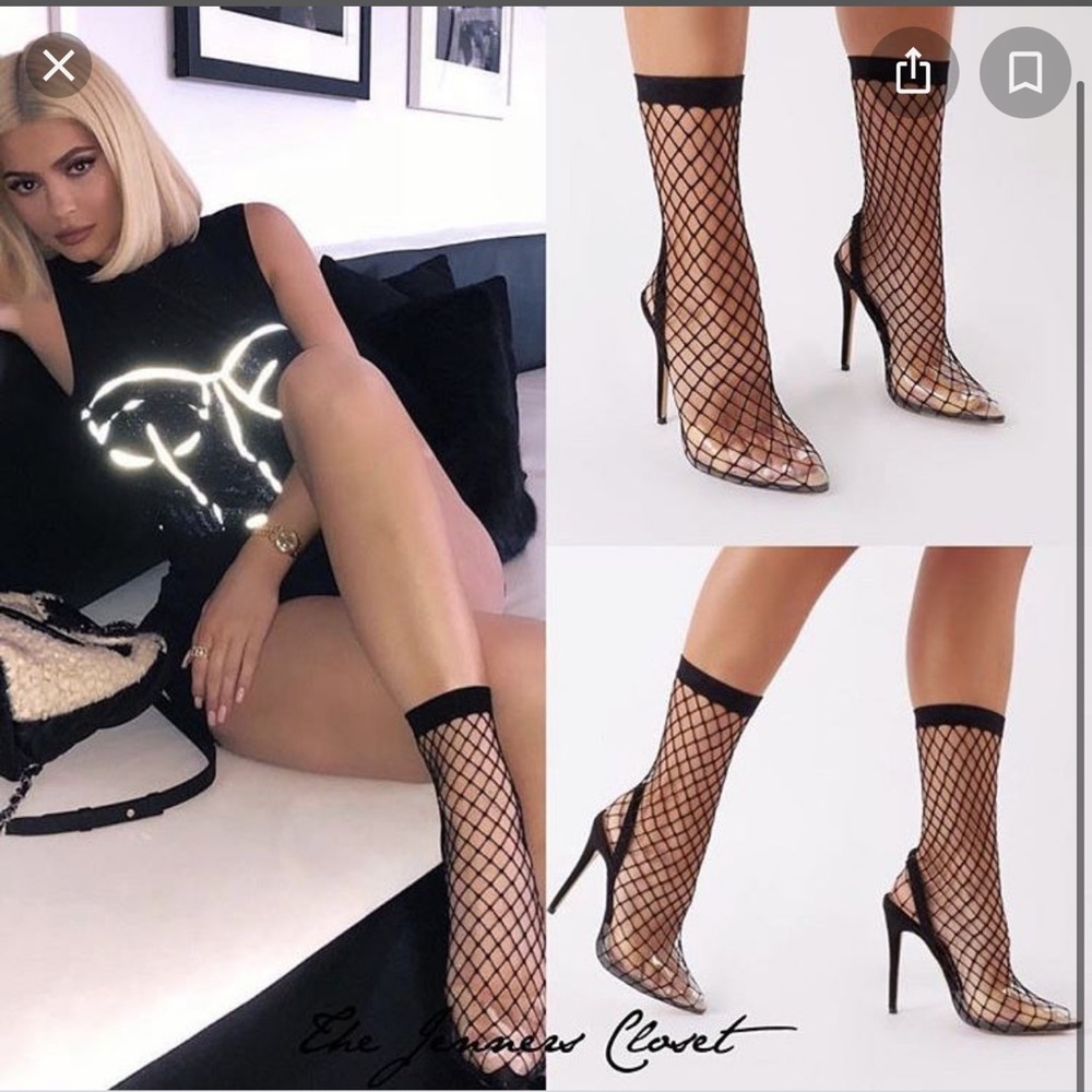 Fishnet Heels🖤 - Picture 2 of 7